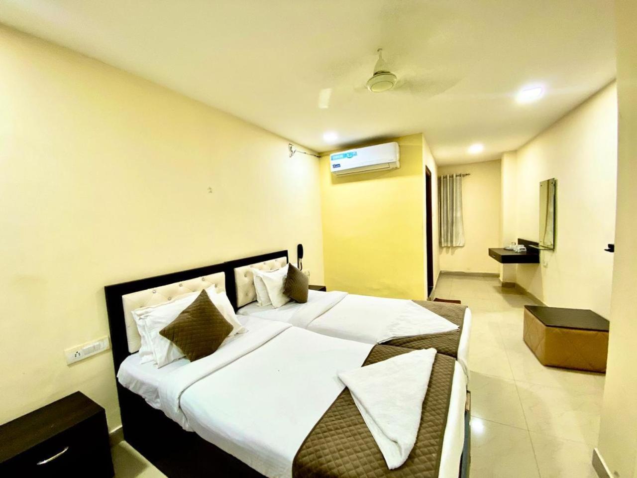 שמשבאד Hotel Sky Park מראה חיצוני תמונה